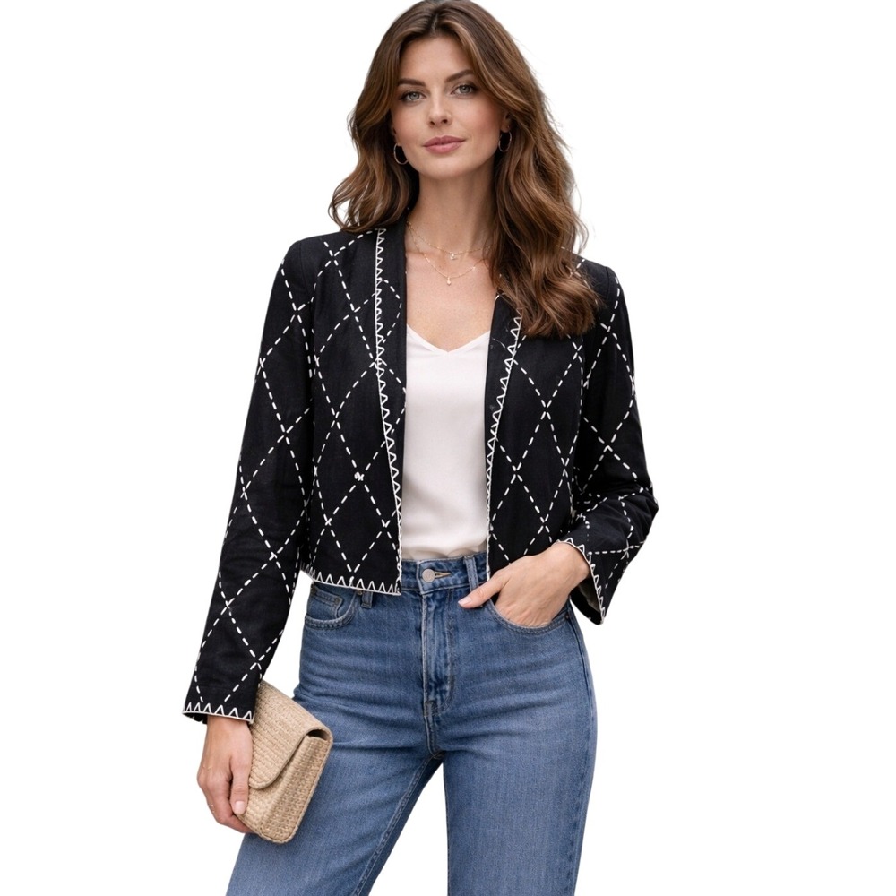 DKNY 100% Linen Black White Embroidered Jacket M Cropped Boxy Boho Parisian Chic
